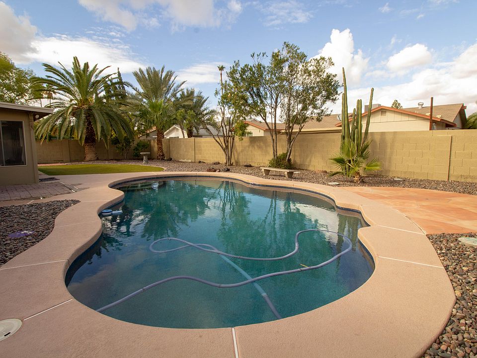 1st image of 1338 W Los Lagos Vis