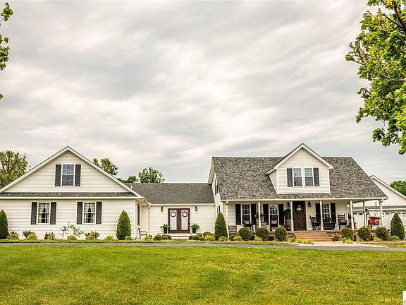 2nd image of 735 Clementsville Rd