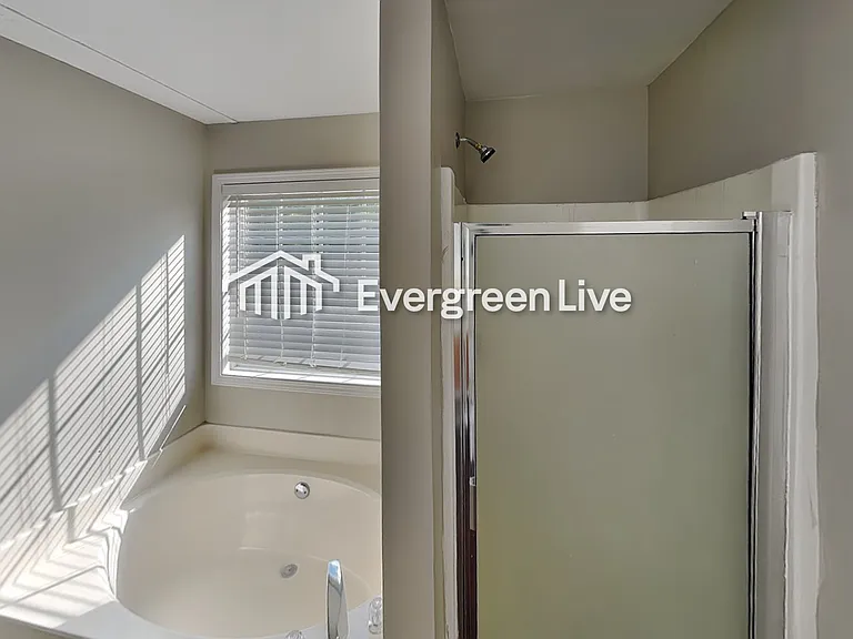105 Hugh Dr — Photo 12