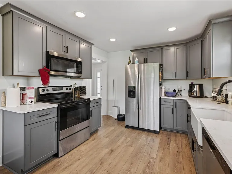 542 Judah Cir — Photo 11