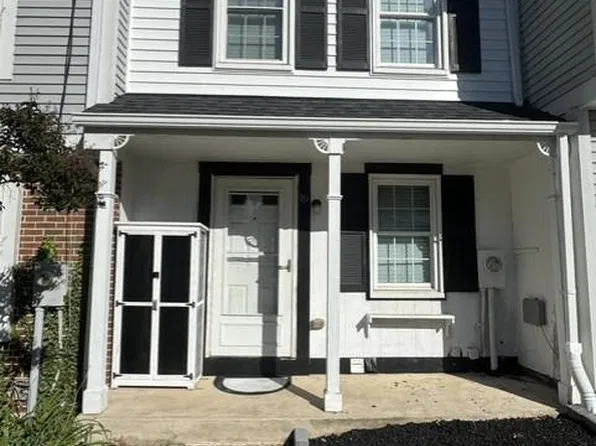 19 Stillwood Cir #19, Nottingham, MD 21236