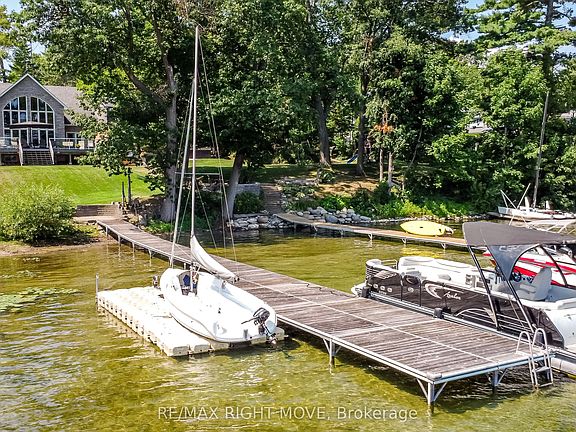 4th image of 1756 Bay Park Rd