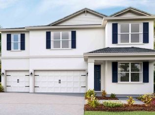 1017 Chasehill Ln, Zephyrhills, FL 33541