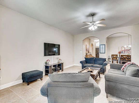 5th image of 6519 Diego Ln