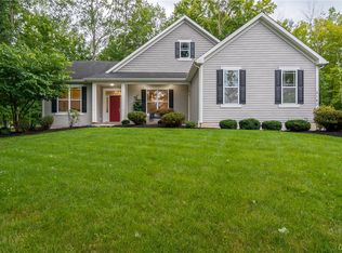 3183 Samantha Dr, Baldwinsville, NY 13027