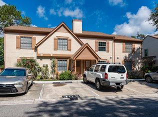 302 Brigadoon Dr, Clearwater, FL 33759