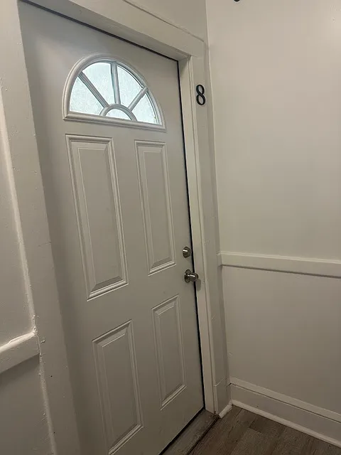 2 bed, 800 sqft, $1,500 — Photo 2