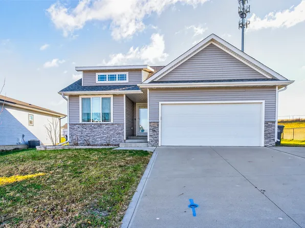 2609 E 48th St, Des Moines, IA 50317