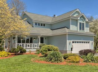 7 Meadow Dr, Littleton, MA 01460