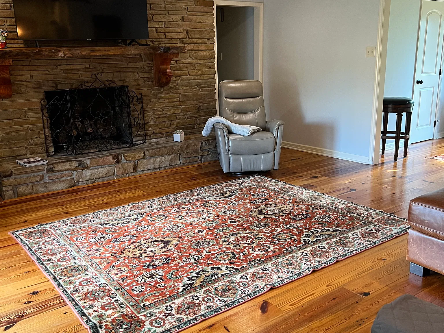 2108 Oakmont St — Photo 3