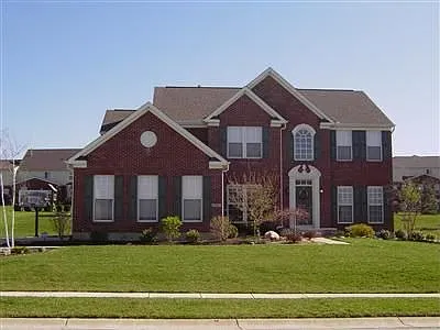 25 Martin Ln photo 1