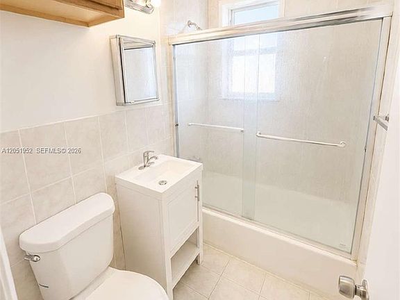 4th image of 5305 Biscayne Blvd APT 203