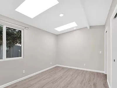 3271 Alma St — Photo 8
