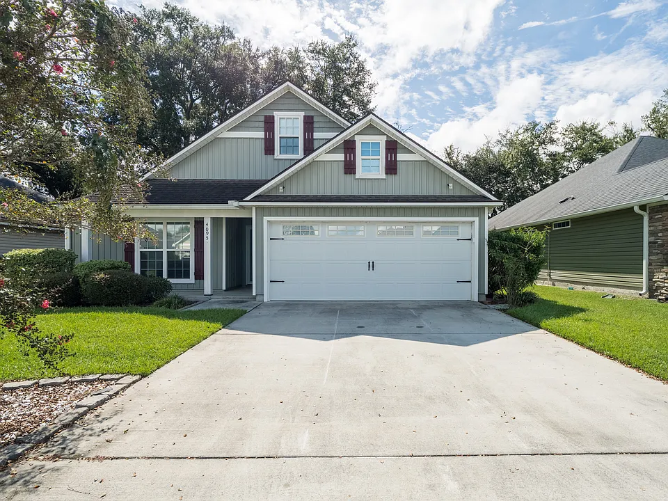 4095 Glen Laurel Dr E
