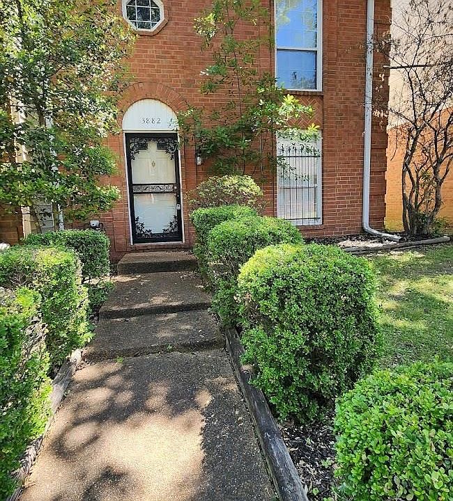 1st image of 3882 Glencoe Dr