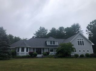 8 McAllister Ln, Hampton Falls, NH 03844
