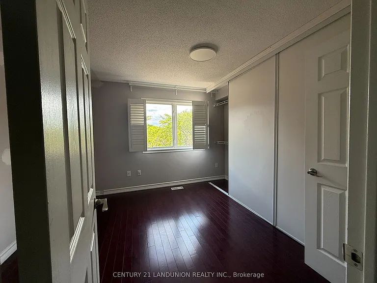 9544 Sheppard Ave E — Photo 10