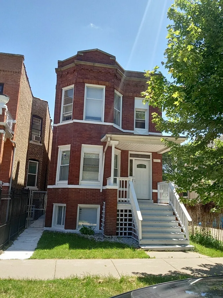 3421 W 61st Pl photo 1