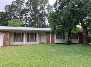 103 Shadowlawn Dr, Dothan, AL 36303