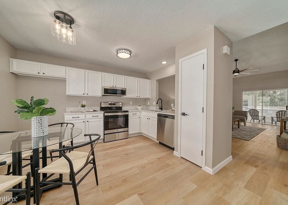 1st image of 2112R Cypress Bay Blvd