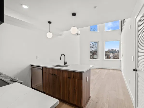 4710 Woodland Ave, Philadelphia, PA