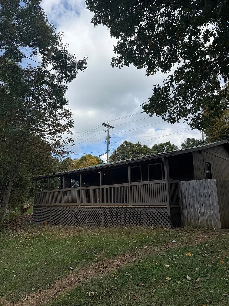 2 bed, 936 sqft, $1,200 — Photo 1