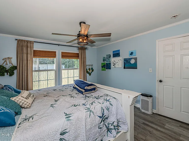102 Market St — Photo 31