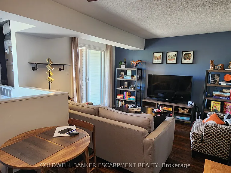6 A Robert Ln — Photo 6