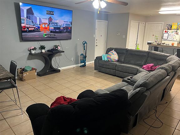 3rd image of 45655-45657 Chapman Ln #57