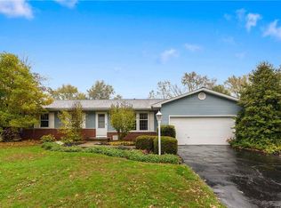7947 Glen Oaks Dr NE, Warren, OH