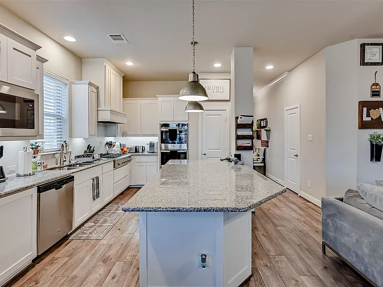 1415 White Squall Trl — Photo 10