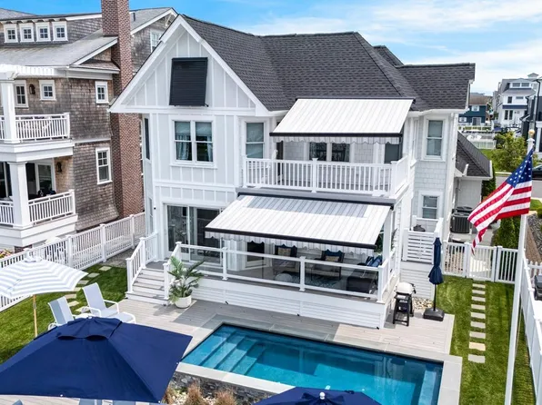 16 Grenada Ln, Ocean City, NJ 08226