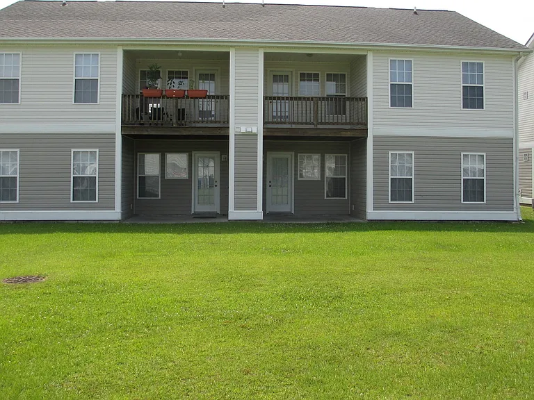139 John Ct — Photo 15