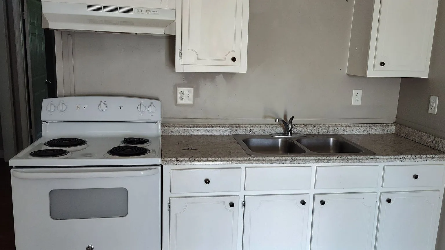 1 bed 1 bath in West Point — Photo 3