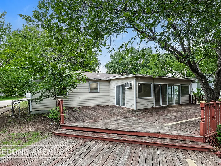 533 Lee St — Photo 23