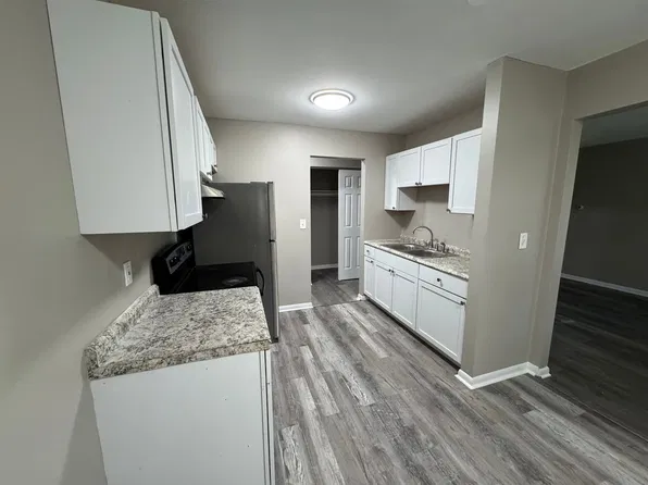 1603 Reckinger Road, 1603 Reckinger Rd APT 304, Aurora, IL 60505
