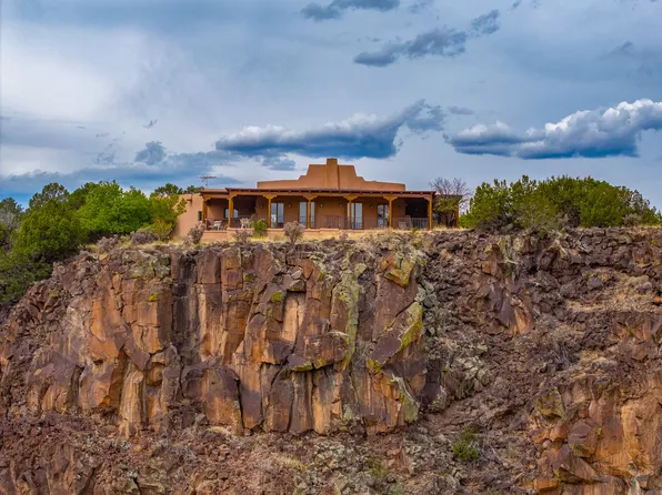 407 Estante Way, White Rock, NM 87547
