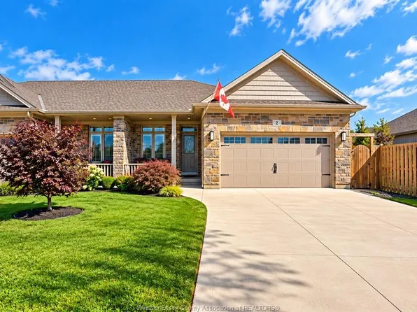 2 Delft Ct, Chatham Kent, ON N0P 1A0