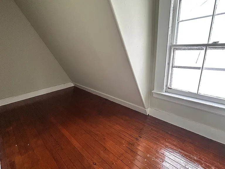 963 Grove St #3A — Photo 4