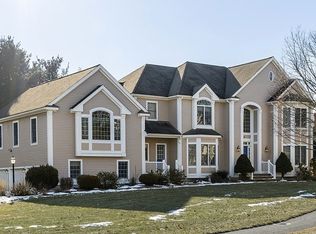 50 Nutmeg Ln, North Andover, MA 01845