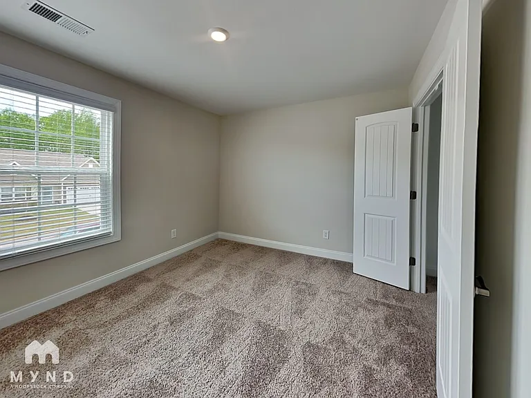 460 Access Dr — Photo 13