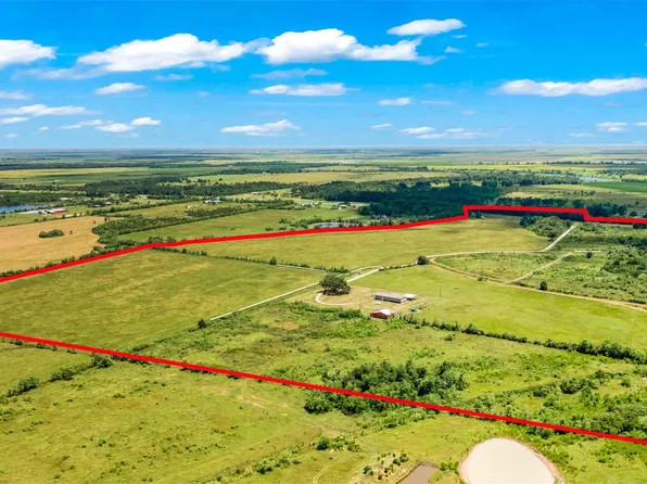 21216 Highway 73, Hamshire, TX 77622