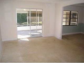 4th image of 2060 Barna Ave