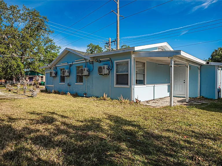 4504 Oakley St #B — Photo 24