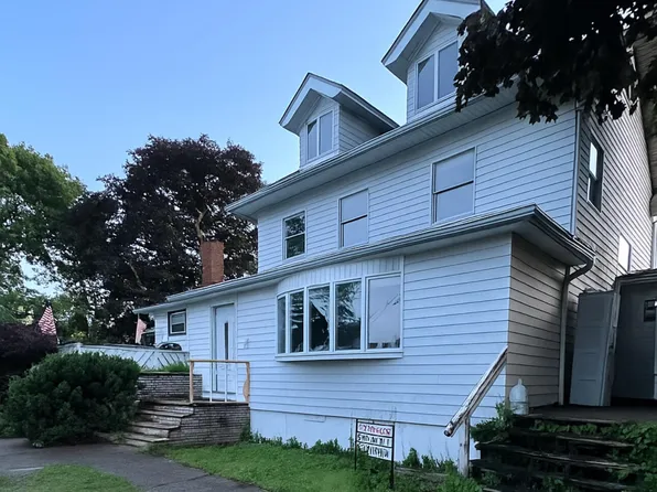 3096 Richmond Rd, Staten Island, NY 10306