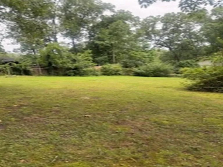 2407 Summerland Dr — Photo 25