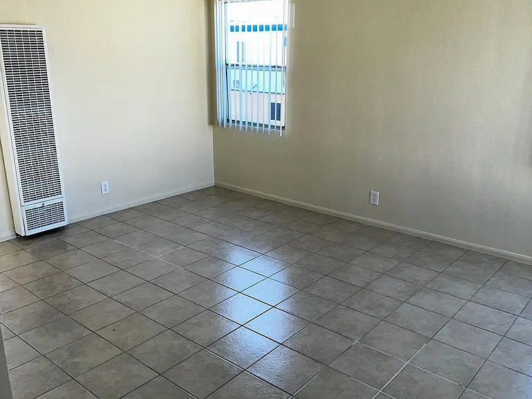 13554 Cantlay St #8 — Photo 4