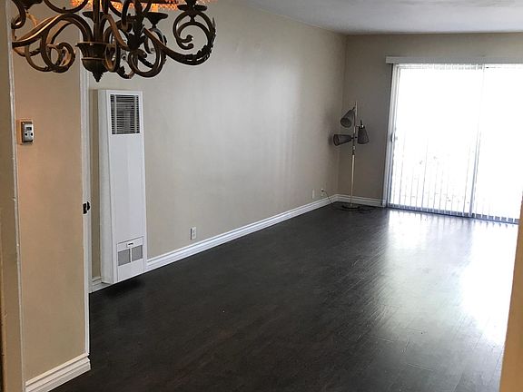 4th image of 522 S Eremland Dr