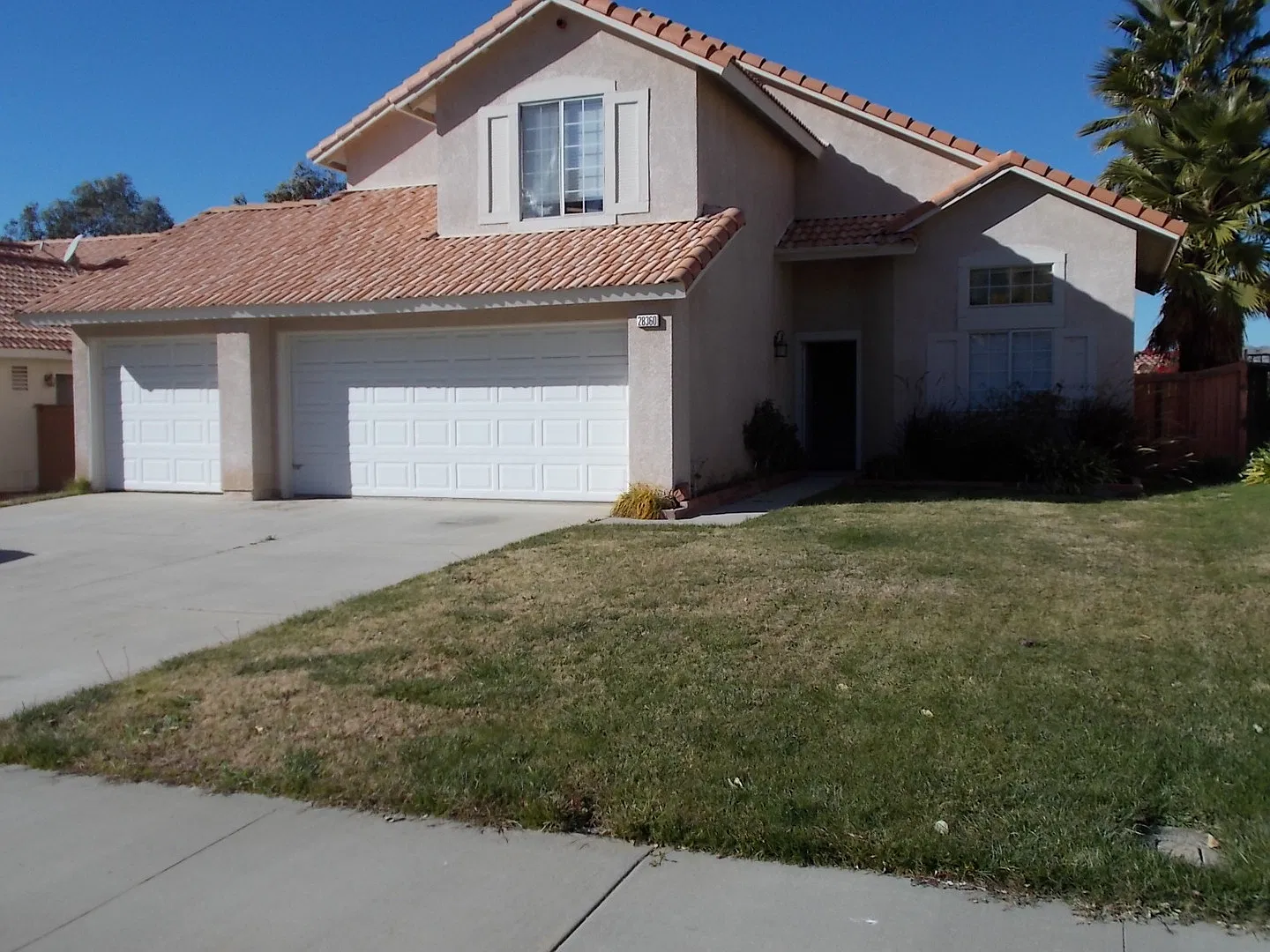 3bd/2.5ba POOL Home - Forest Oaks Way! — Photo 1