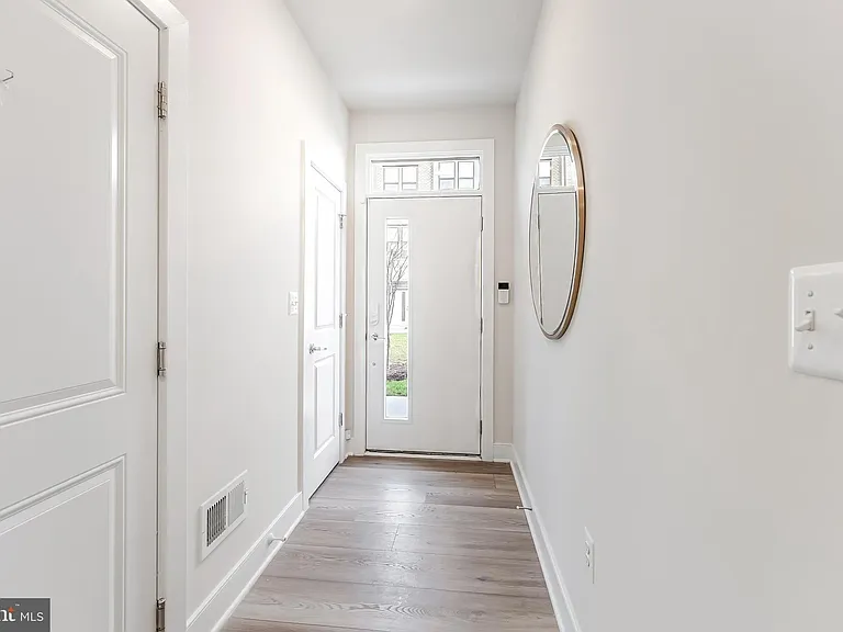 12742 Verdant Way — Photo 3